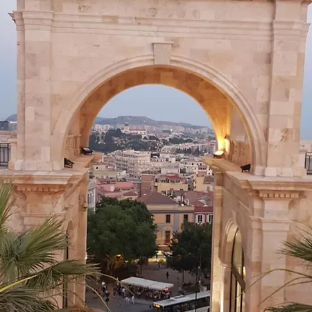 Eva Luxury * Cagliari